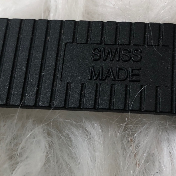 Designer Fendi Bussola Bubble Watch 7.5" 8010G Swiss Made Silicon Stra - Picture 10 of 11